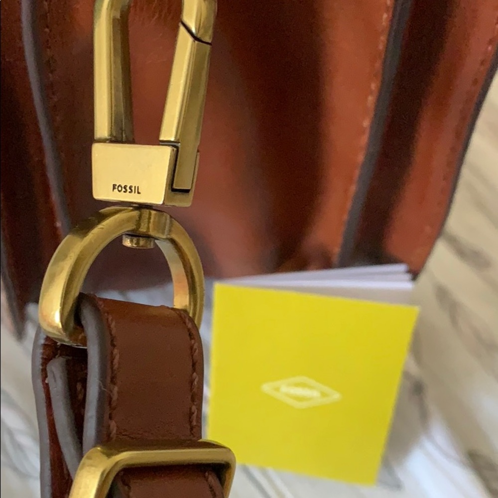 FOSSIL Purse - Picture 5 of 8